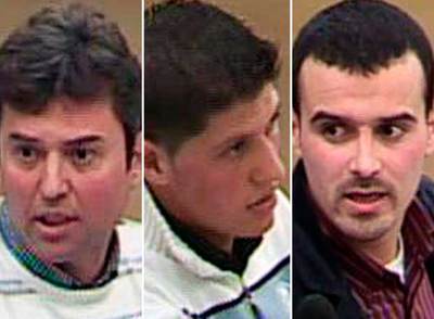 De izquierda a derecha, Mahmoud Slimame Aoun, Mohamed Moussaten y Mohamed Bouharrat.