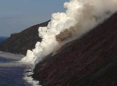 EL ESTRÓMBOLI RESUCITA