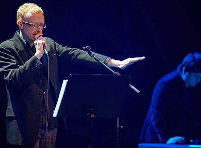 BELLEZA Y VIAJES ALUCINÓGENOS