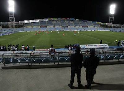 Aspecto del Alfonso Pérez de Getafe durante el partido de ayer.