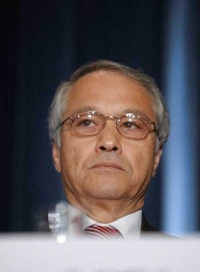 Chakib Khelil, ministro de Energía de Argelia, en París en 2003.