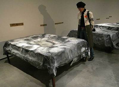  Mujeres de la revolución,  pieza del artista alemán.