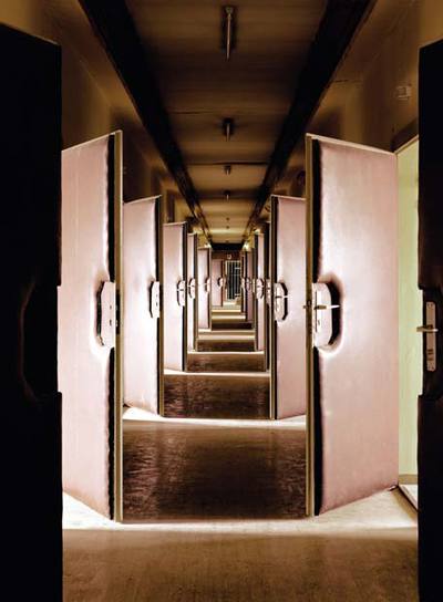  Hohenschönhausen Vernehmertrakt , en la exposición  Stasi: secrete rooms .