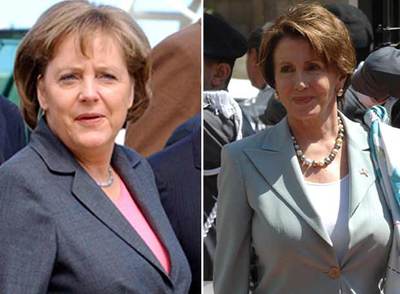 Merkel (izquierda) y la presidenta de la Cámara de Representantes de EE UU, Nancy Pelosi, ayer en Líbano.
