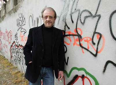 El cantautor Luis Eduardo Aute, 40 años después de su primera canción.