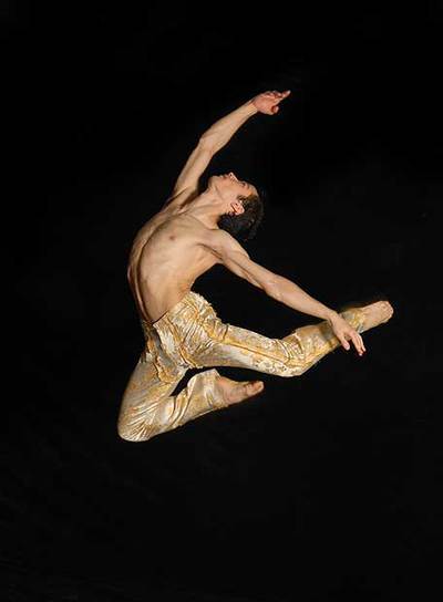 Imagen del espectáculo  Gnawa,  de la Compañía Nacional de Danza 2.