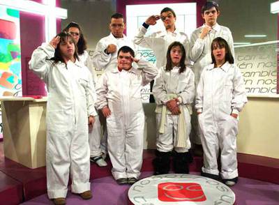 Los presentadores de  Nosotros también,   en un momento del programa.  