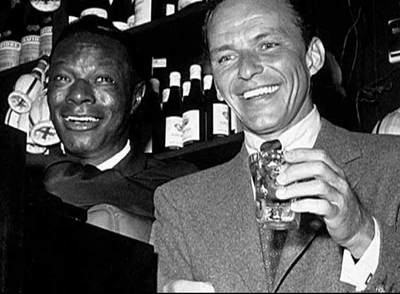 Nat King Cole y Frank Sinatra, en un fotograma de  3055 Jean Leon. 