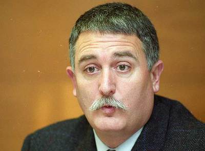 El senador del PNV Víctor Bravo.