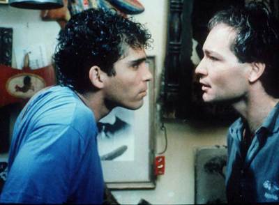 Vladimir Cruz, a la izquierda, y Jorge Perugorría, en una imagen de  Fresa y chocolate. 