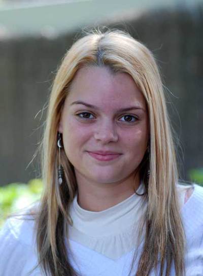 Yasmina Álvarez García.