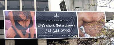 "La vida es corta, divórciate"