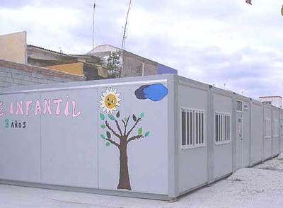 Barracones para que estudien los niños