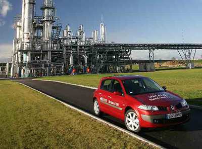 La marca francesa lanzará en julio el Mégane E85, que puede funcionar con bioetanol.