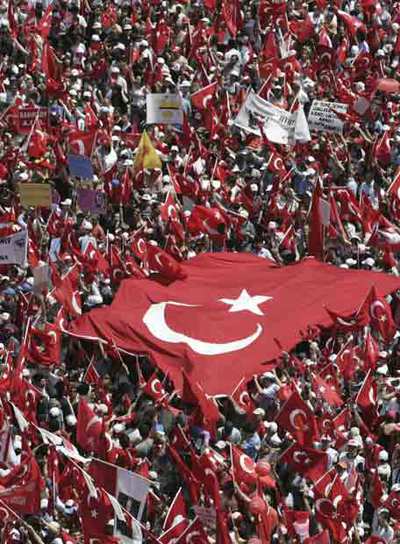 Turquía se moviliza por el laicismo