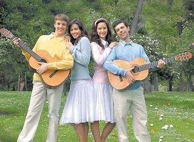 Imagen de la campaña  Amo a Laura,  creada por la agencia Tiempo BBDO para la cadena musical MTV.