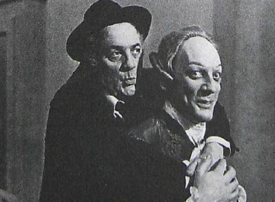 Fellini ensaya con Sutherland en Casanova.