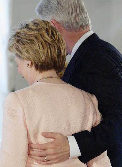 Bill y Hillary Clinton, en un acto celebrado en 2004 en Nueva York.