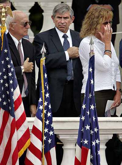 Wolfowitz, en Arlington (Virginia), en la ceremonia del  Memorial Day. 
