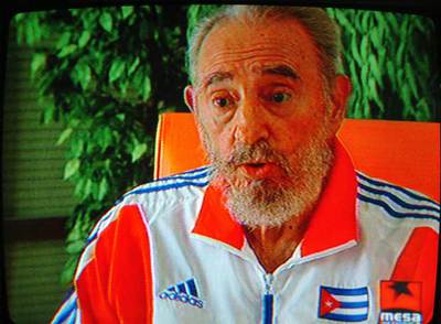 Imagen de la entrevista con Fidel Castro emitida en el programa  Mesa redonda,  de la televisión cubana.