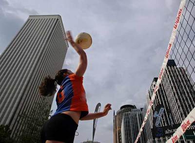 VOLEY PLAYA EN AZCA