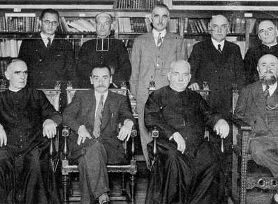 Akademiako lehen aulkien jabeak