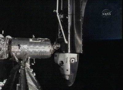 El  Atlantis,  fotografiado desde la estación espacial.