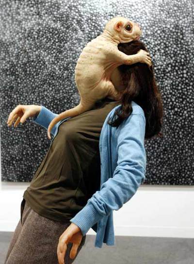  The embrace  (2005), obra de Patricia Piccinini.