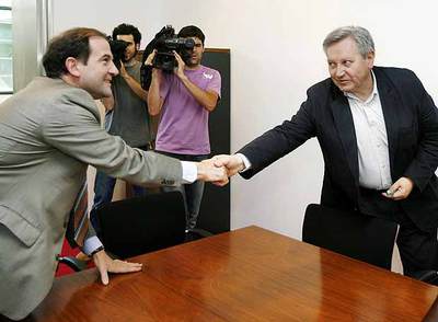 "UN POQUITO" MÁS CERCA DEL PACTO EN NAVARRA