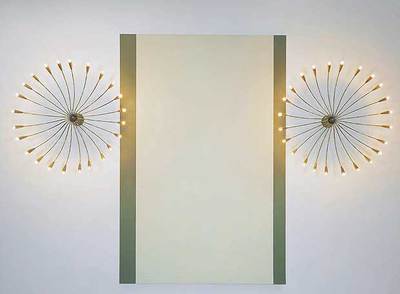 'Con las dos lámparas de araña' (1993), de John Armleder.