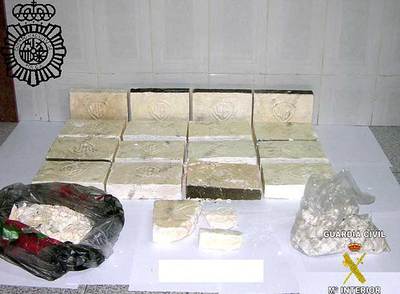 Cuatro detenidos por tráfico de cocaína y blanqueo de dinero