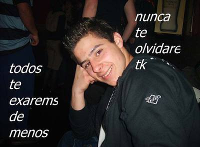 Fotomontaje en recuerdo del joven fallecido que la familia ha cedido a los amigos del chico y a este periódico.