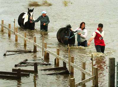 Tres muertos por las inundaciones en Inglaterra