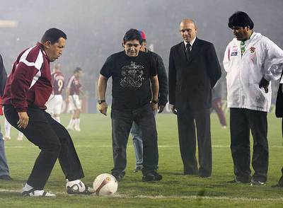 EL 'RONDO' DE MARADONA, CHÁVEZ Y MORALES