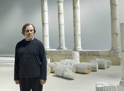  'Retake with Evidence ' (2007) , vídeo de James Coleman, con el actor Harvey Keitel, en la imagen.