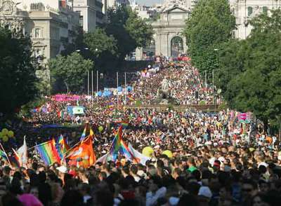 Marcha del Orgullo Gay Europride 2007 que recorrió ayer Madrid con el lema 