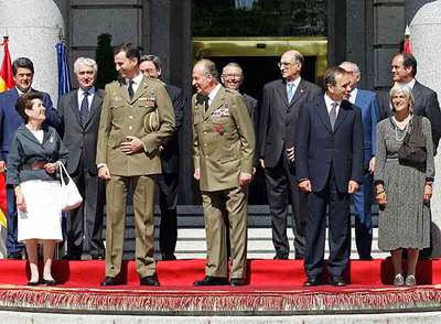 "MUY CRUEL Y COBARDE ASESINATO".