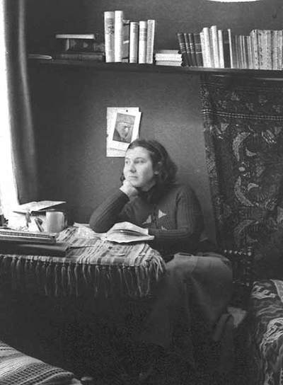 Etty Hillesum, en su casa de Amsterdam.
