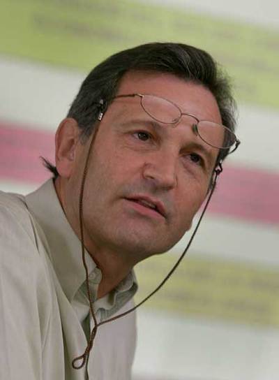 CARLOS MARTÍNEZ RECOMIENDA