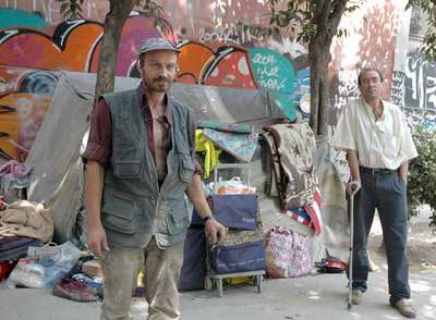 Indigentes al lado del Conde Duque.