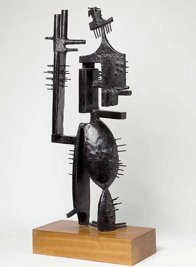  Monsieur Cactus  (1939), de Julio González.