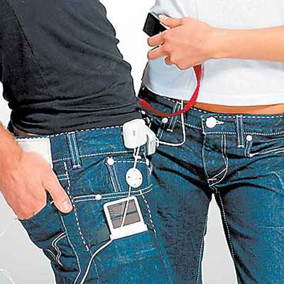 Vaqueros Levi's con iPod incorporado.