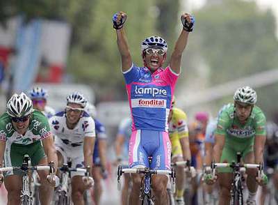 DANIELE BENNATI VENCE EN LOS CAMPOS ELÍSEOS