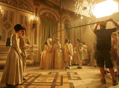 Imagen del rodaje de  Una cosa rara  en el Palacio del Marqués de Dos Aguas.