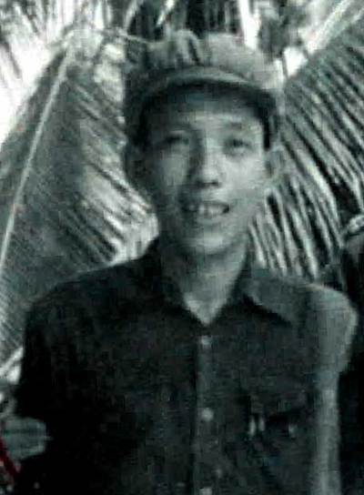 Kang Kek Ieu, alias  Duch .