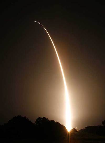 Despegue de la nave  Phoenix  desde cabo Cañaveral.