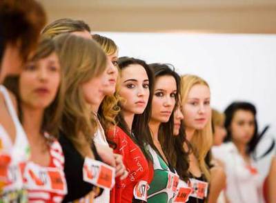 Algunas de las aspirantes al concurso 'Supermodelo 2007'.