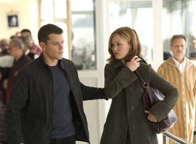 Matt Damon y Julia Stiles, en un fotograma de  El ultimátum de Bourne. 