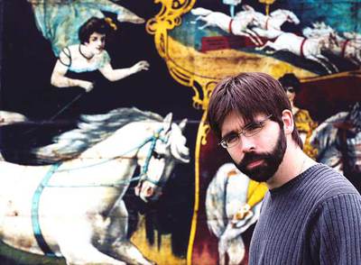 El escritor Joe Hill, autor de  El traje del muerto .