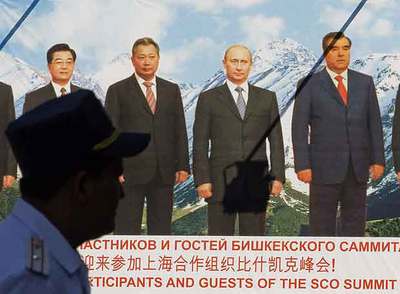 CUMBRE DE LA 'OTAN ORIENTAL'